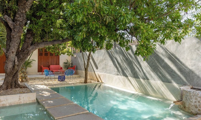 Centro House | Spacious 1-floor House, Outdoor Oasis in Centro
