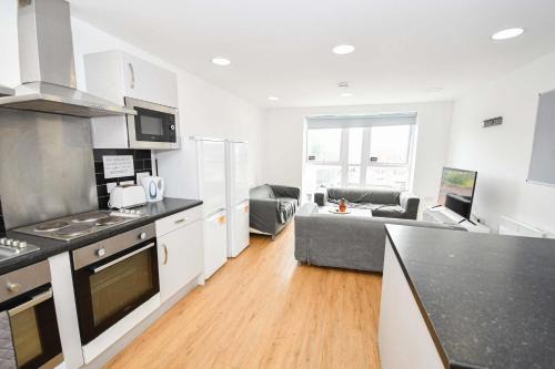 Liverpool Apartment | Spacious 13 Bedroom Apartment in Liverpool