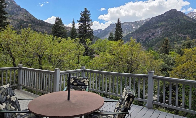 Ouray House | Spacious 2-bedroom private home in Ouray, the Switzerland of America