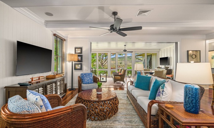 Poipu House | Spacious 3 Bed Cottage w AC, BBQ, Firepit