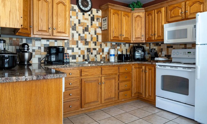 Ouray Condo | Spacious 3-Bed Retreat in Ouray: Family Comfort & Convenience Await | Sleeps 8