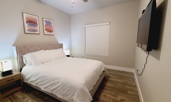 Fort Worth Apartment | Spacious 3 Bedroom Apartment in lower Westside