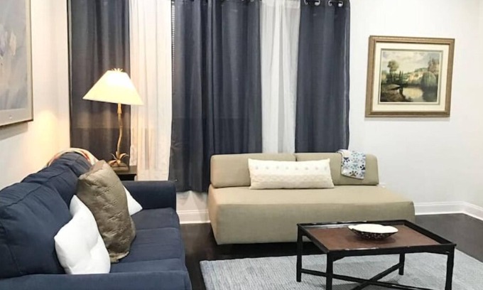 Center City Condo | Spacious 3BD 2BA Jacuzzi near Convention Center