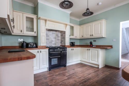 Smethwick House | Spacious 4 Bed House