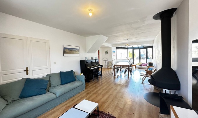 Fouras House | Spacious 4-Bedroom House, Central Fouras, Near Beaches