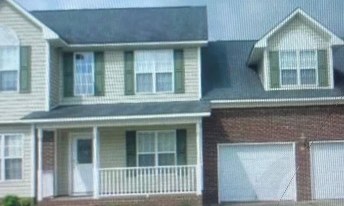 Spring Lake House | Spacious 4-bedroom house in charming Spring Lake with WiFi, AC