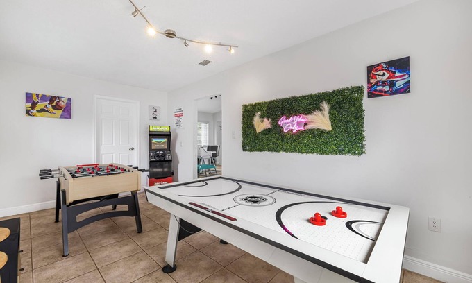 Country Club House | Spacious 4-bedroom w Pool, WiFi, Massage Chair and Game Room