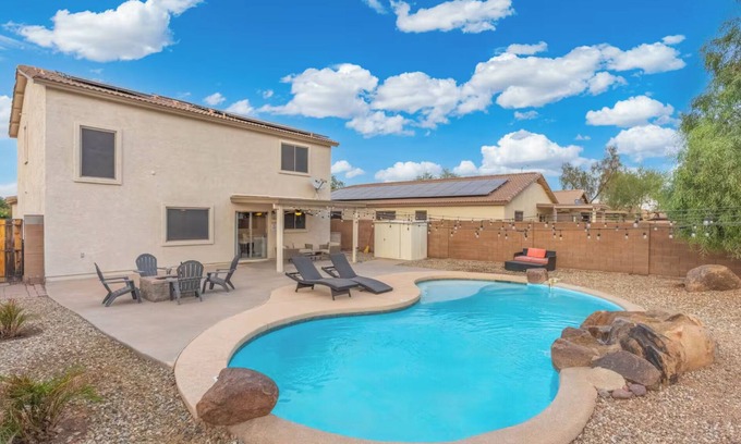 Eloy House | Spacious 4BR Retreat with Pool & Comfort in Arizona City