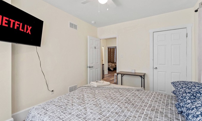 Wilmington House | Spacious 5-bedroom house in charming Wilmington with WiFi, AC
