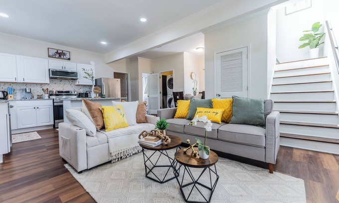 Church Street House | Spacious 5BR Atlanta Retreat – Game Room, Firepit, Pet-Friendly, Near Downtown