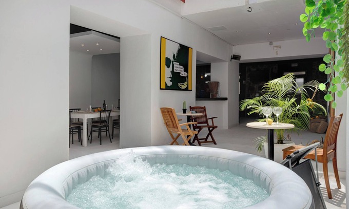 Arrecife House | Spacious and bright house - rustic in the city center, ideal for groups