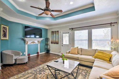Katy House | Spacious and Central Katy Retreat 27 Mi to Houston!
