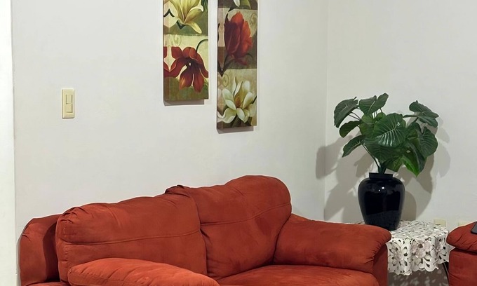 Pachuca House | Spacious and charming house in a quiet residential development