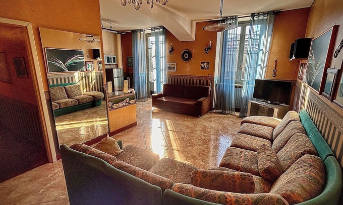 Vittoria Apartment | Spacious and elegant apartment in a quiet district close to city centre