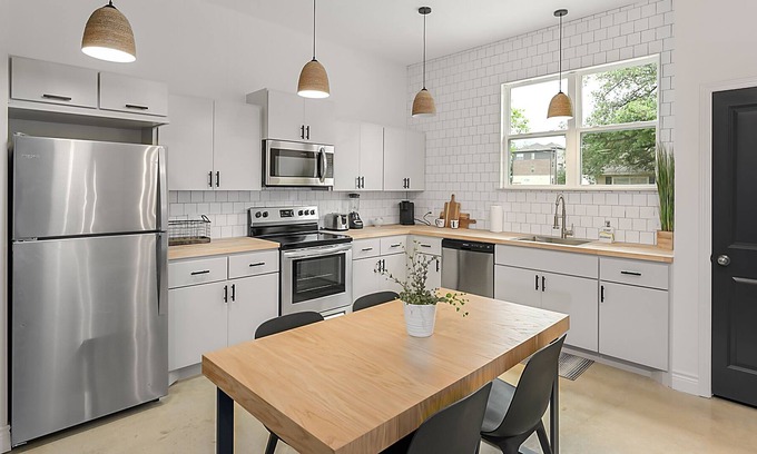 Downtown Apartment | Spacious and Stunning Studio with Large Kitchen!