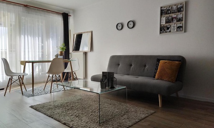 Ferencvaros Apartment | Spacious apartment in hip neighborhood