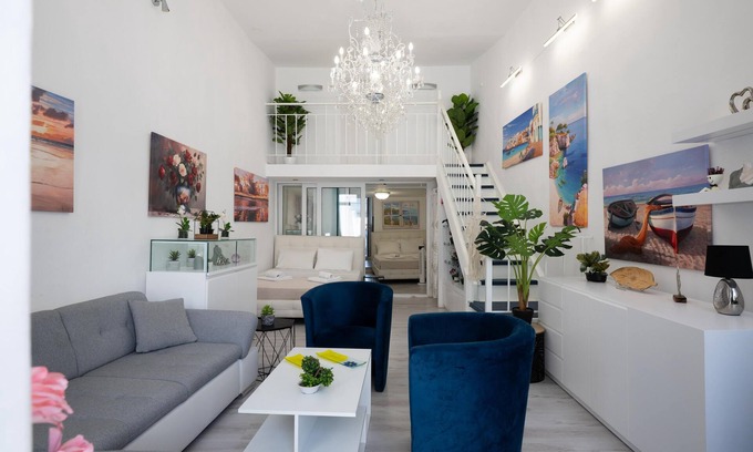 Mykonos Apartment | Spacious Apartment in Little Venice Mykonos by MPS