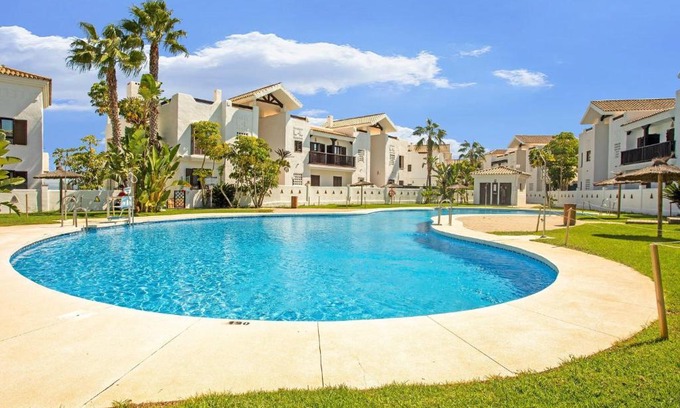 San Roque Apartment | Spacious Apartment in San Roque with Swimming Pool