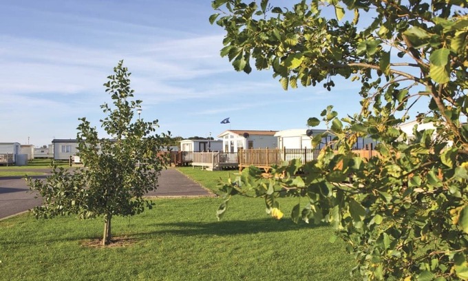 Skegness House | Spacious caravan with one double and two twin.