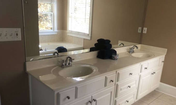 Garden Hills House | Spacious Central Buckhead Home