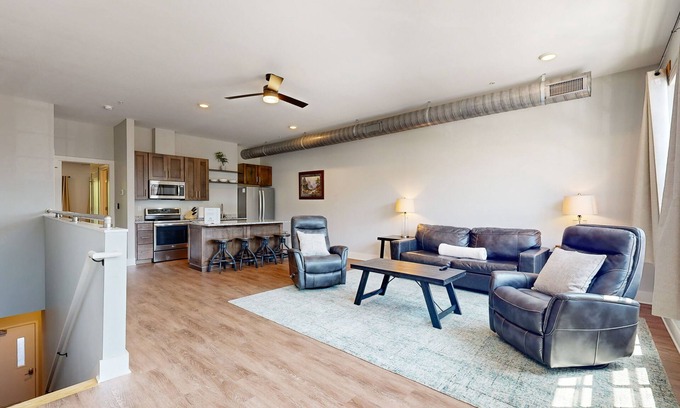 Asheville Condo | Spacious, chic retreat with deck & AC - walk to dining, shops, & entertainment