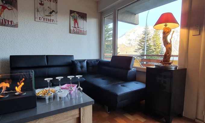 Orcieres-Merlette Apartment | Spacious F3 South facing, Resort Center, Quiet, Terrace and Covered Parking