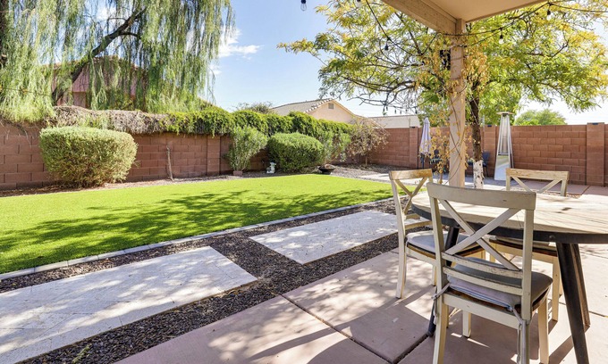 Tempe House | Spacious Family Home w/Yard Near Arizona Mills!