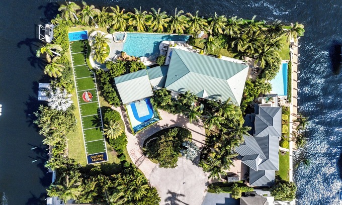 Delray Beach House | Spacious Gated Estate In Charming Delray Beach