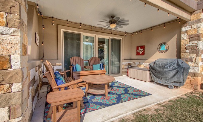 New Braunfels Condo | Spacious, ground floor, upscale and gated on the Guadalupe River! Pool!