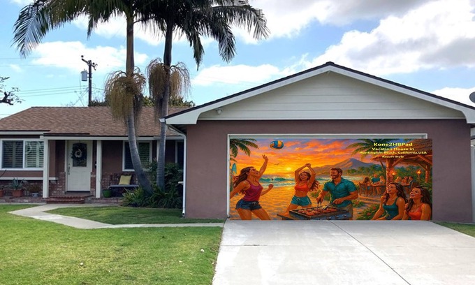 Huntington Beach House | Spacious HB Retreat–Walk to Beach-Perfect 4 Pacific Airshow-Hawaiian Beach Room