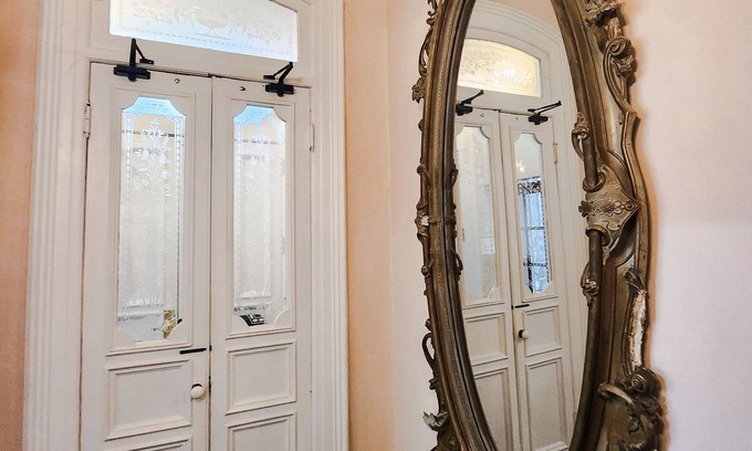 Downtown Detroit Apartment | Spacious & historic residence in downtown, a 15-min walk to most venues & events