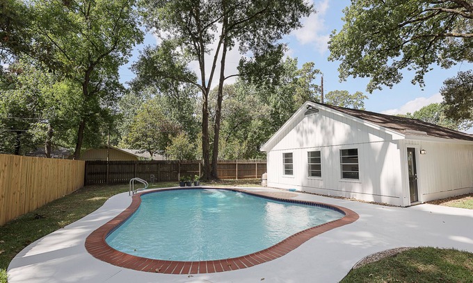 Spring House | Spacious home with private pool-minutes from The Woodlands TX