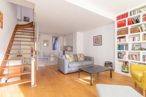 Le Busca House | Spacious house - close to center