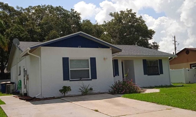 Clearwater Villa | Spacious house in Clearwater, Florida