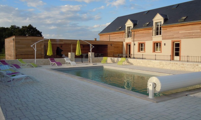 Chemery House | Spacious house, private pool, 10 to 15 p.