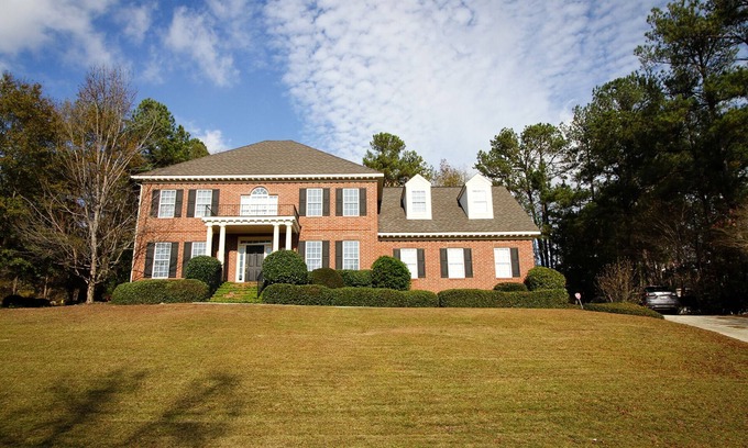 Evans House | Spacious House with Private Pool