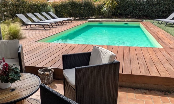Biscarrosse Plage Villa | Spacious Landes house with private pool, near the beach, for 8 in Biscarrosse