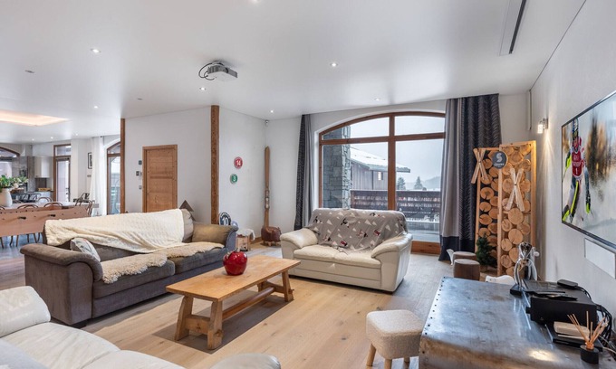 Les Saisies Apartment | Spacious loft with spa, pool, gym, and parking