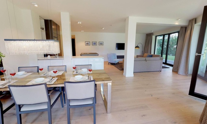 Timmendorfer Strand Apartment | Spacious luxury near the beach - vacation apartment 0.16 in Timmendorfer Strand