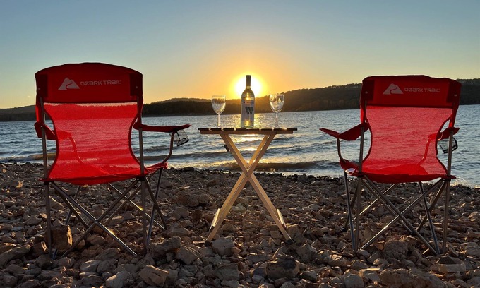 Indian Point Condo | Spacious Lux Condo>Steps to the Water>4 Min to SDC > Amazing Sunsets