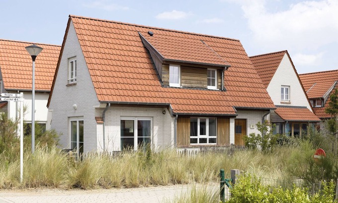 Bredene Villa | Spacious Modern Villa Near Beach