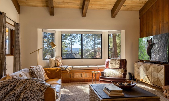 Big Bear Lake Ski Chalet | Spacious mountain home, across the street from the Lake, AC, pets ok. Sleeps 12