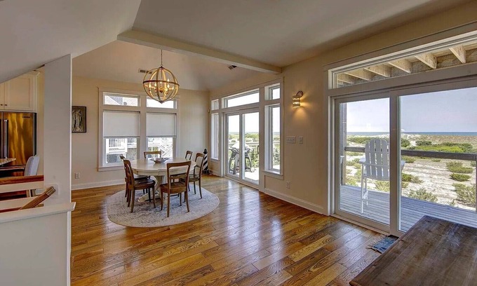 Wind Over Waves Cottage | Spacious Oceanfront Cottage with Pool in Salvo