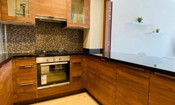 Dubai Apartment | Spacious one-bedroom in Muhaisnah, Dubai