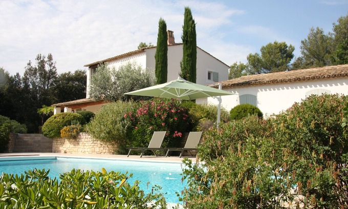 Goult Villa | Spacious, peaceful villa in 1 hectare grounds near Gordes