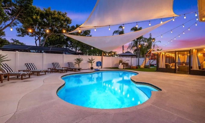 Largo House | Spacious Pool Home I Beach Family Getaway