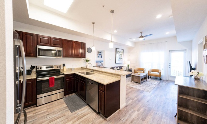 Katy Condo | Spacious Private Condo Unit in Lifestyle Center