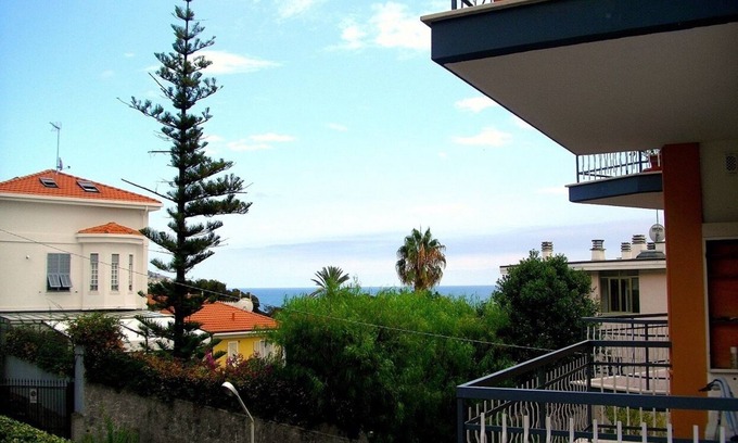 Sanremo Apartment | Spacious, quiet and bright vintage apartment overlooking the sea and mountains