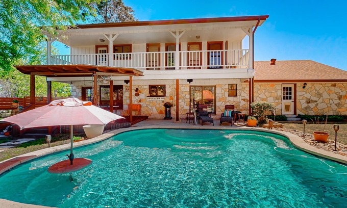 Brushy Creek House | Spacious, quiet suburban home on two acres with backyard pool, balcony, & pond