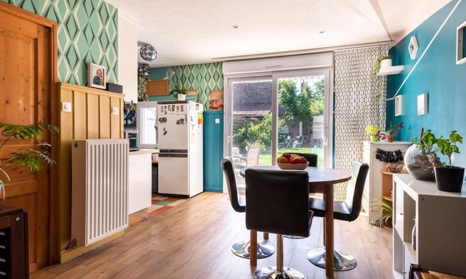 Lille Sud House | spacious room in tastefully decorated house